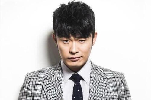 陈赫资本版图再扩张 关联公司参股餐饮管理新企业，持股14%布局日用杂品领域